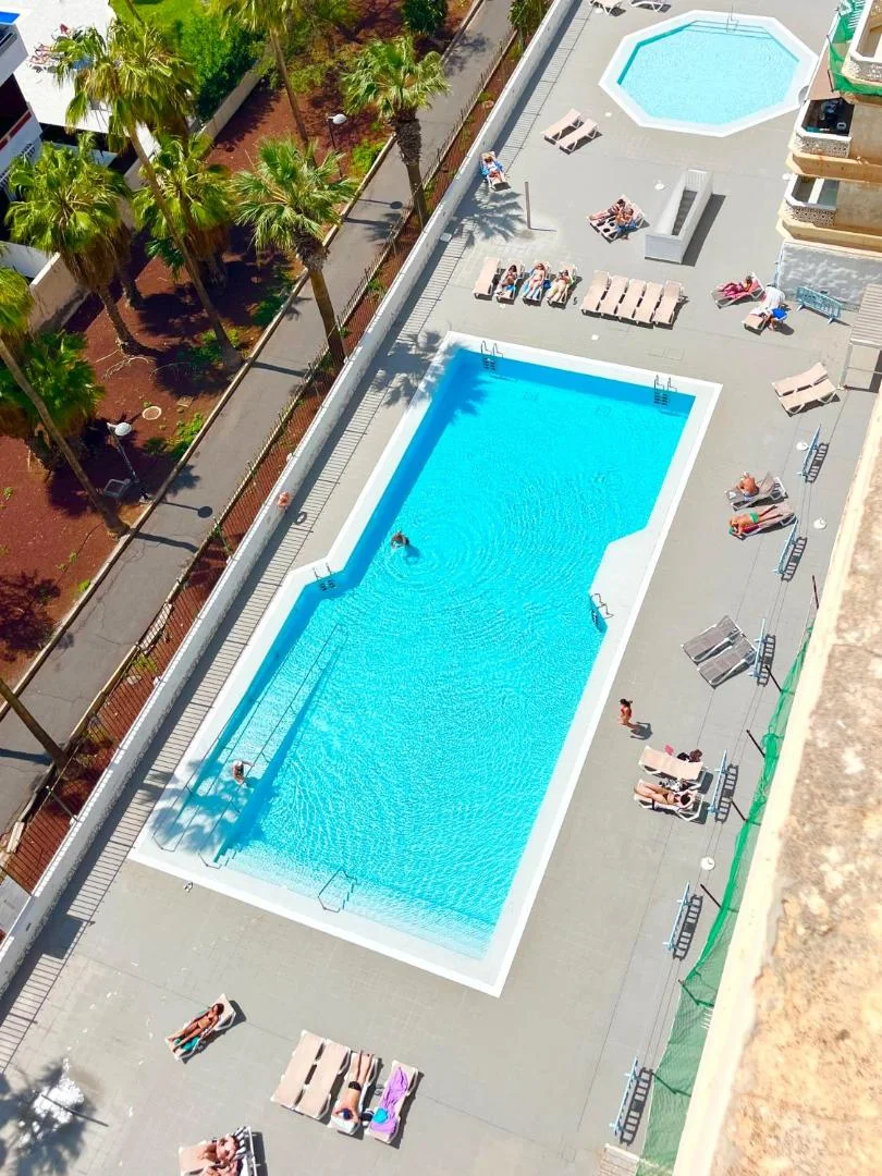 La piscina desde el aire